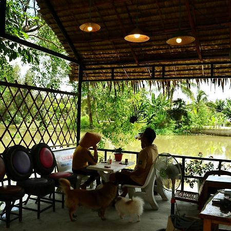 Bosa Homestay - Mekong Riverside 芹苴 外观 照片