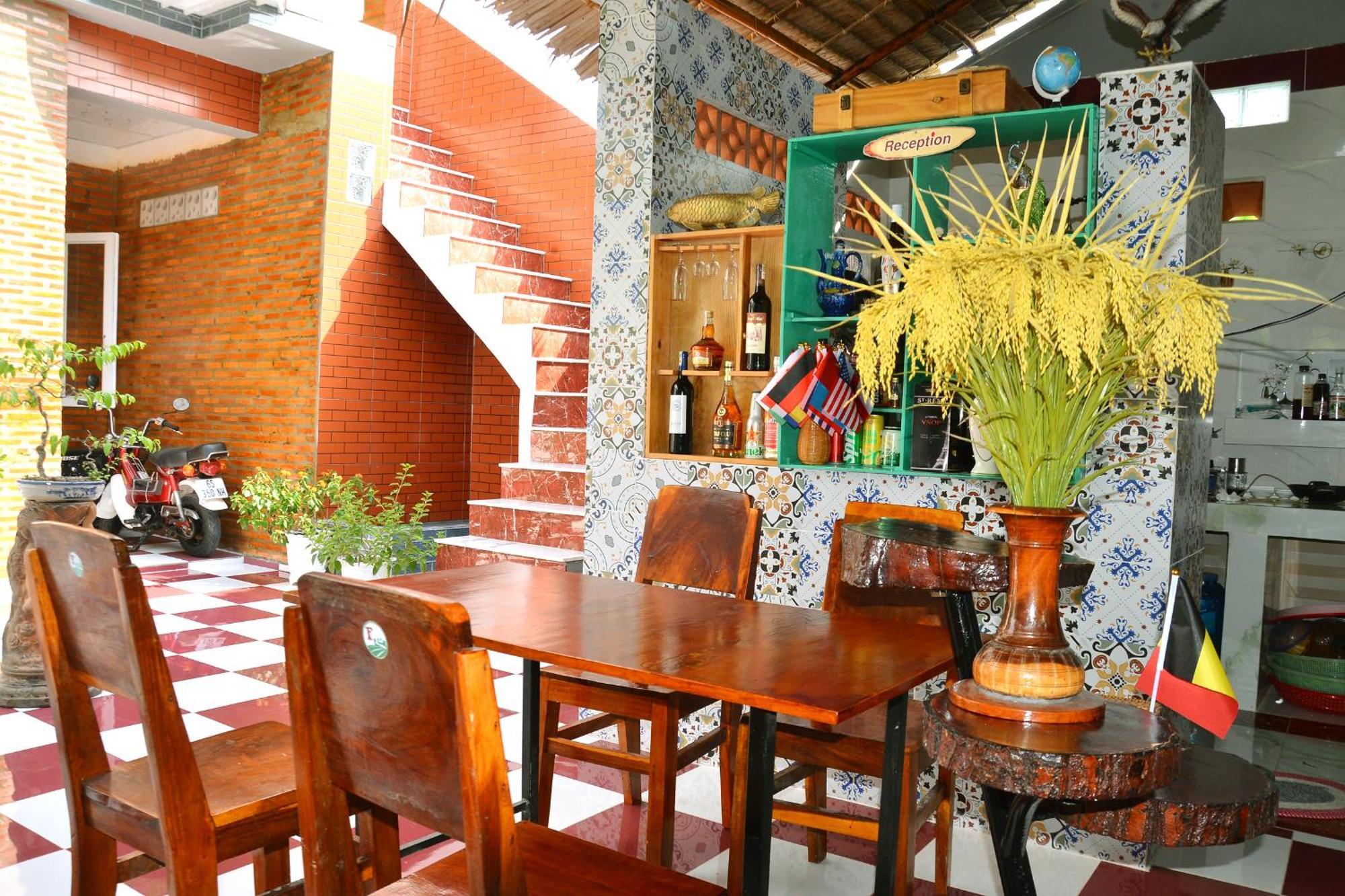 Bosa Homestay - Mekong Riverside 芹苴 外观 照片