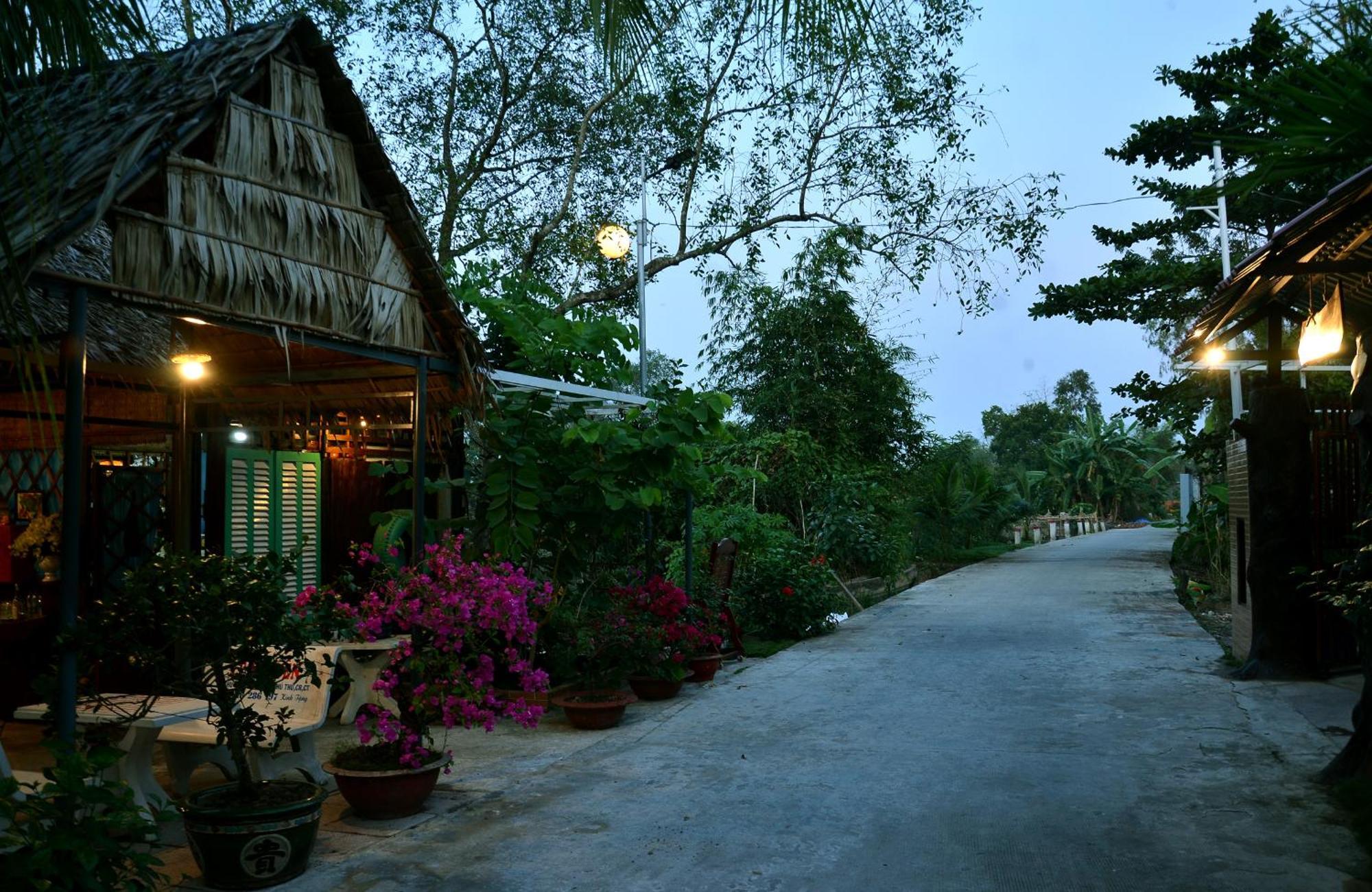 Bosa Homestay - Mekong Riverside 芹苴 外观 照片