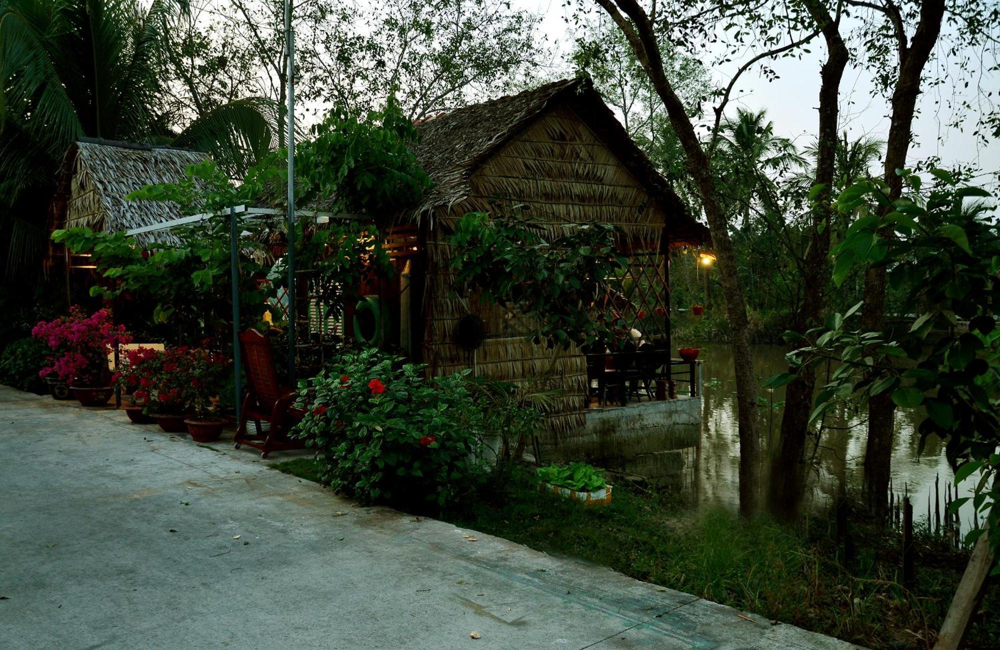 Bosa Homestay - Mekong Riverside 芹苴 外观 照片