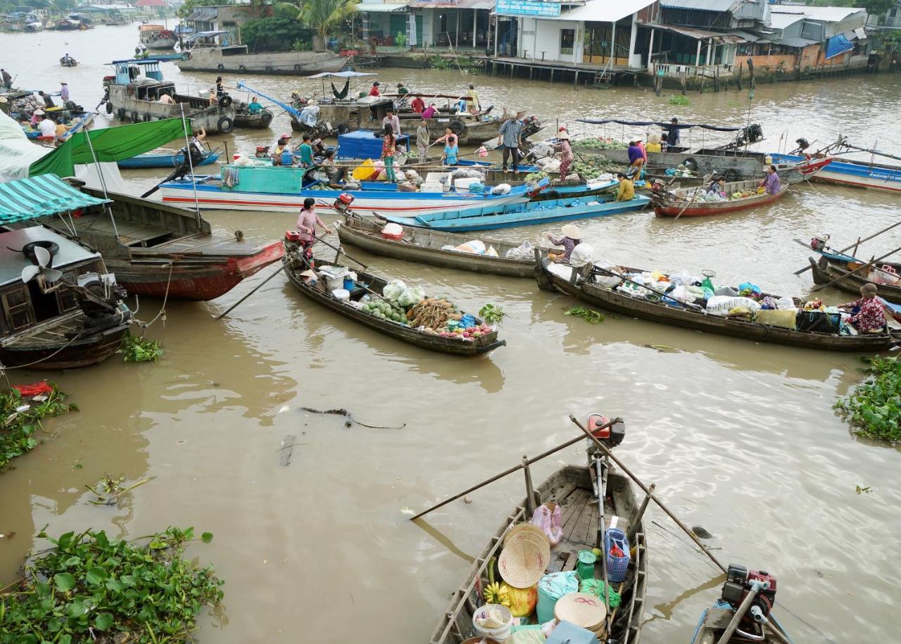 Bosa Homestay - Mekong Riverside 芹苴 外观 照片