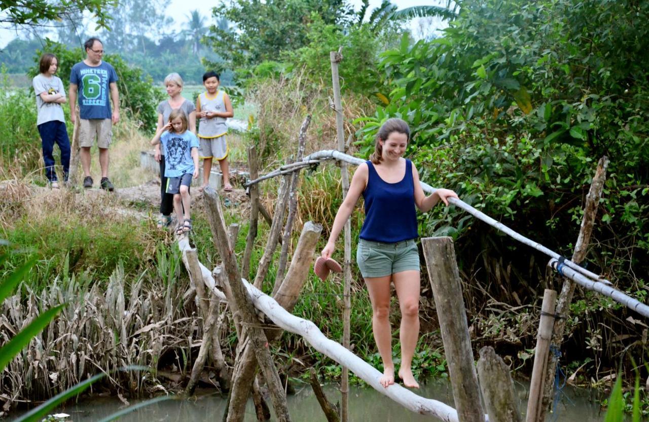 Bosa Homestay - Mekong Riverside 芹苴 外观 照片